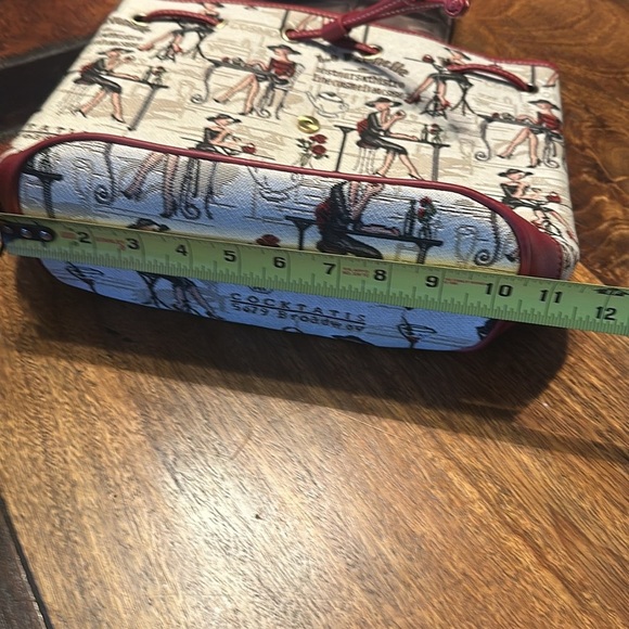 Signare Tapestry Cocktails & chocolate Design Backpack Handbag NWTs - Picture 6 of 8